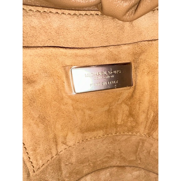 MICHAEL KORS COLLECTION Ischia Mini Leather and Fringe Bucket Bag Natural Peanut - Picture 9 of 14